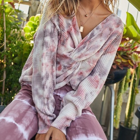 Cranberry Wine Tie Dye Twist V Reversible Sweater - Picture 12 of 14